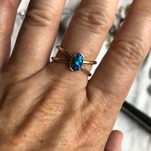 Kendra Scott gold Emilie ring size 7 in blue Kyocera opal.